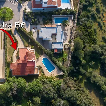 Dom wakacyjny Moderne, Frische Familienvilla Allondra Santo Tomás