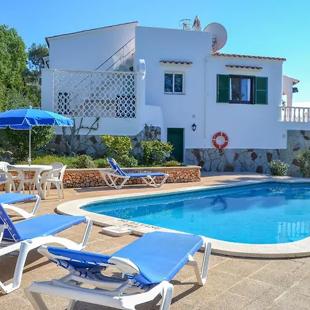 Moderne, Frische Familienvilla Allondra